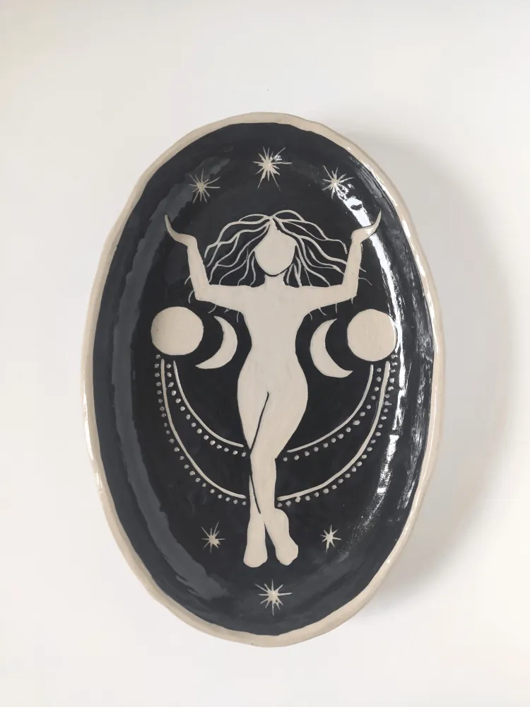 Ceramic tray "The Creator of the Moon"